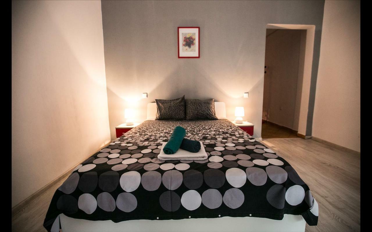 Cismigiu Garden Studio Lejlighed Bukarest Eksteriør billede