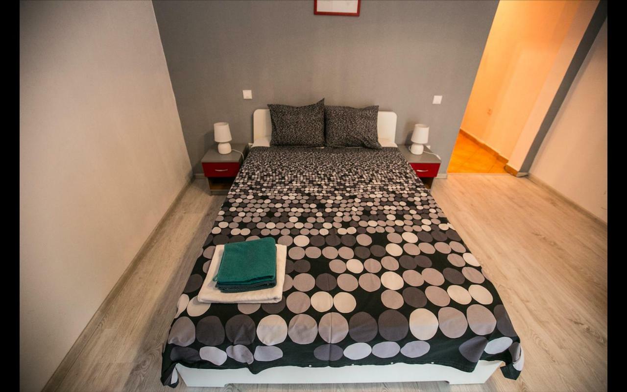 Cismigiu Garden Studio Lejlighed Bukarest Eksteriør billede